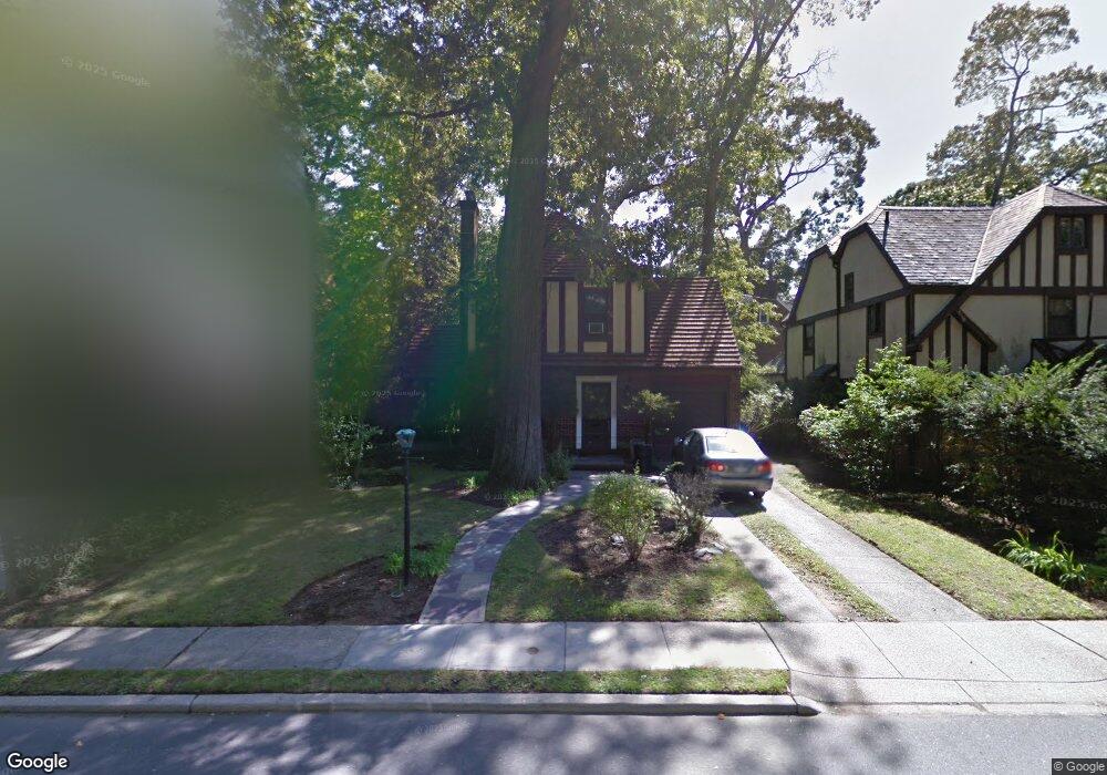 96 Park Dr, Valley Stream, NY 11580 - photo 1