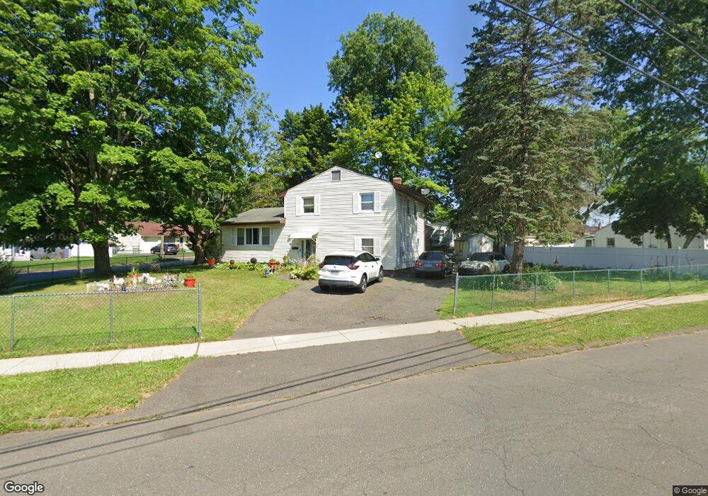 31 Jackson Rd, Bloomfield, CT 06002 - photo 1