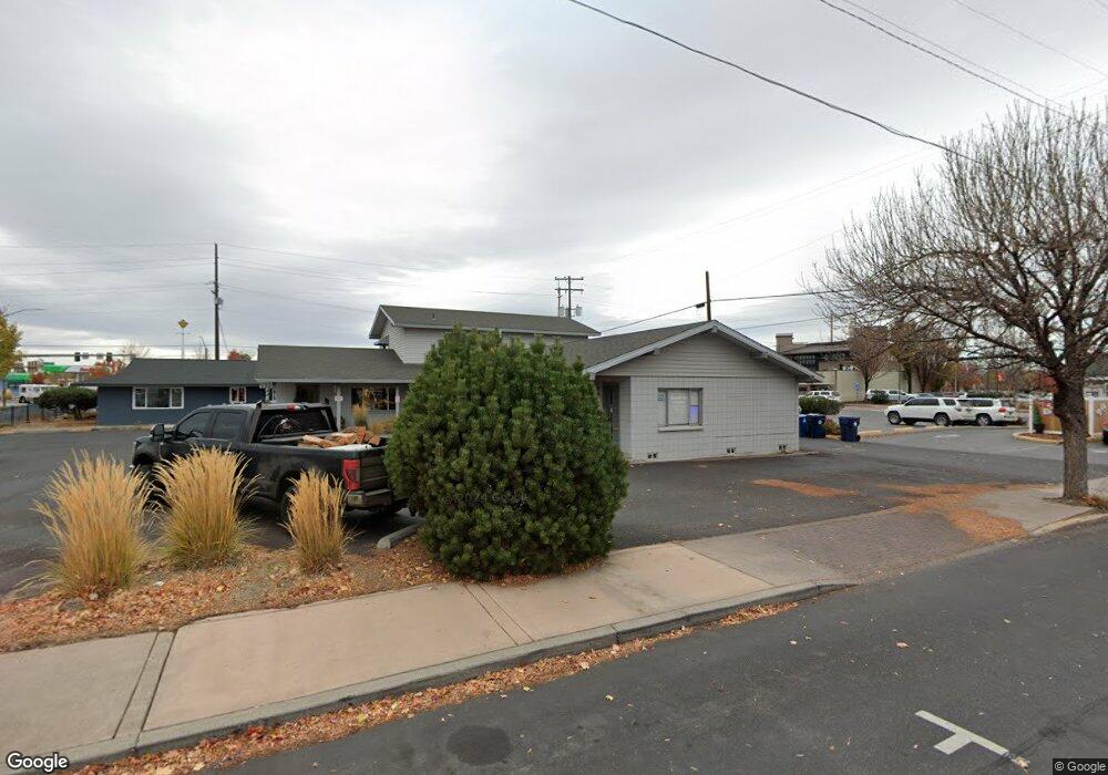 605 SW 5th St, Redmond, OR 97756 - photo 1