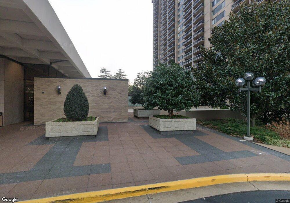 Skyline Plaza unit 812, Falls Church, VA 22041 - photo 1