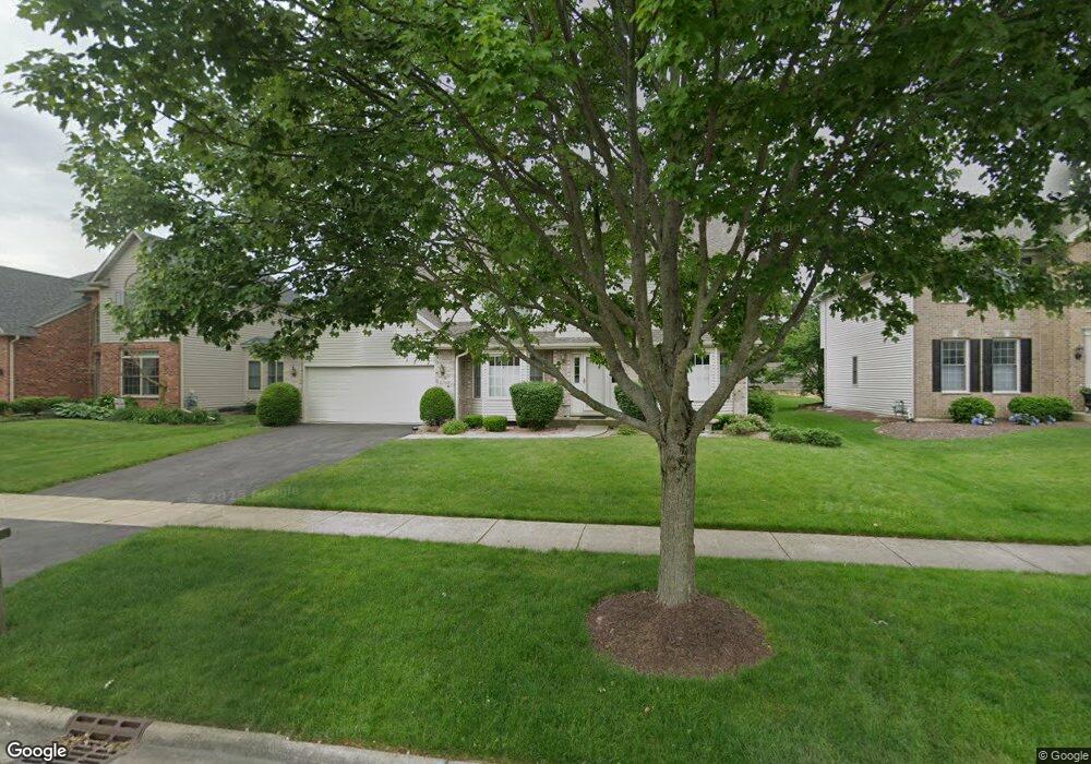 4768 Fesseneva Ln, Naperville, IL 60564 - photo 1