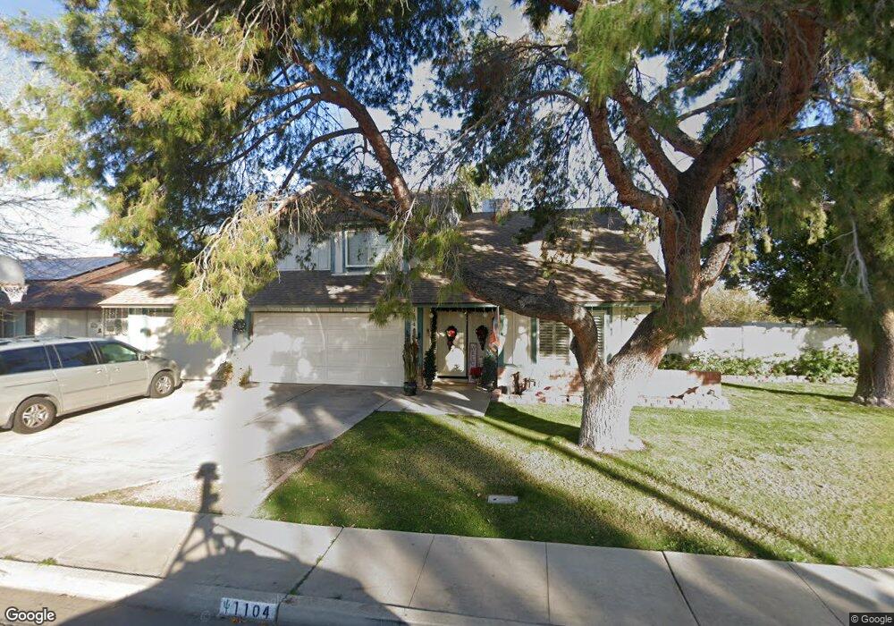 1104 W Madero Ave, Mesa, AZ 85210 - photo 1