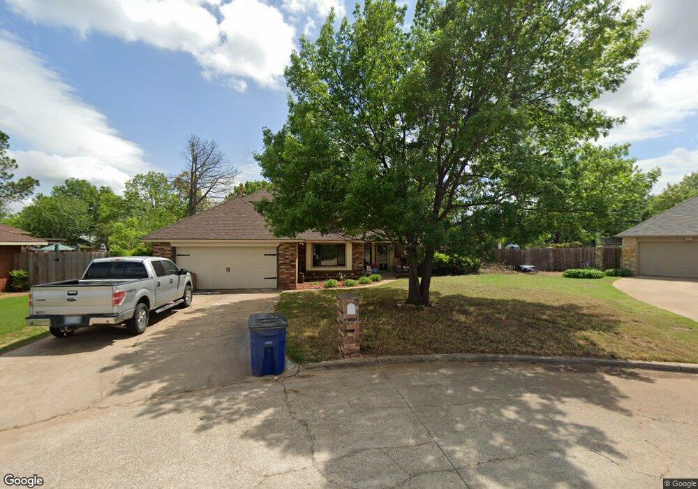 2014 Woodcrest Dr, Duncan, OK 73533 - photo 1