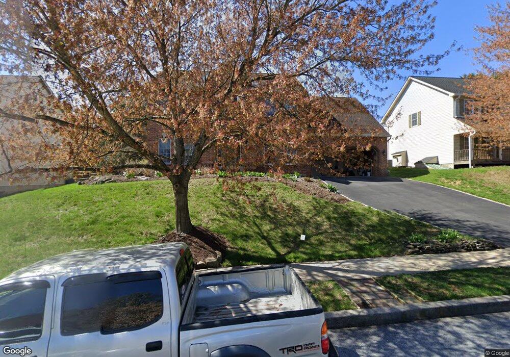 64 Sycamore Dr, Reading, PA 19606 - photo 1