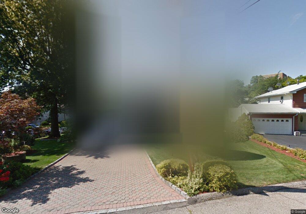 374 Odell Ave, Yonkers, NY 10703 - photo 1