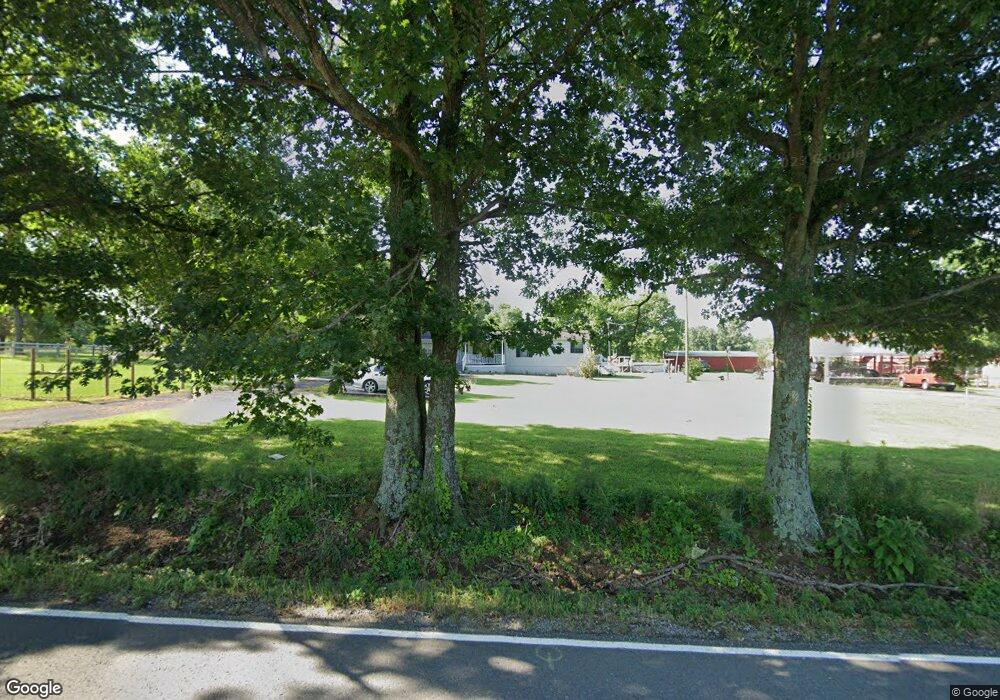 817 Gant Rd, Shelbyville, TN 37160 - photo 1