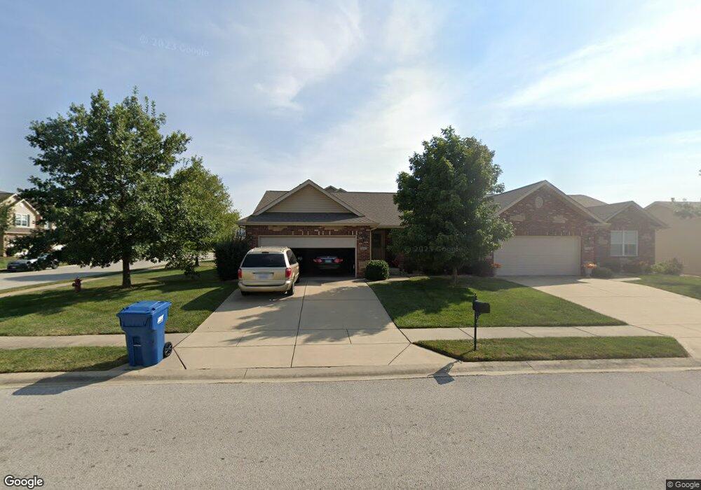 7092 Remington Villa Dr, Maryville, IL 62062 - photo 1