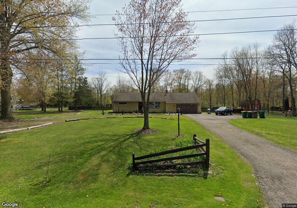 8060 Oakwood Dr, Willoughby, OH 44094 - photo 1