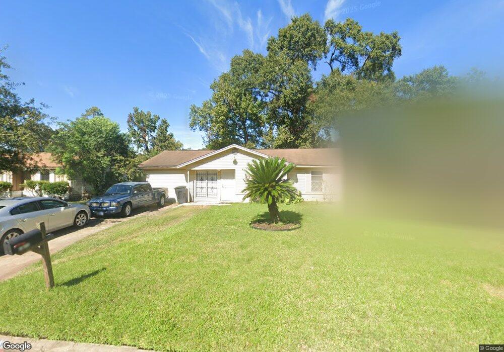 7607 Claiborne St, Houston, TX 77016 - photo 1