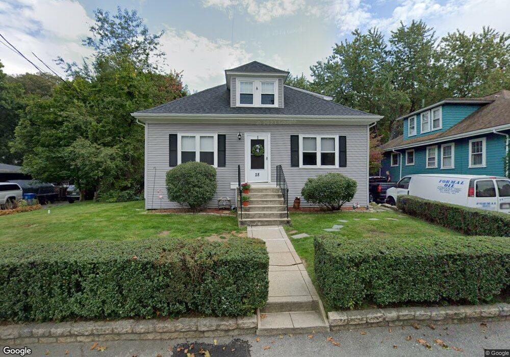 28 Tomlin St, Waltham, MA 02451 - photo 1