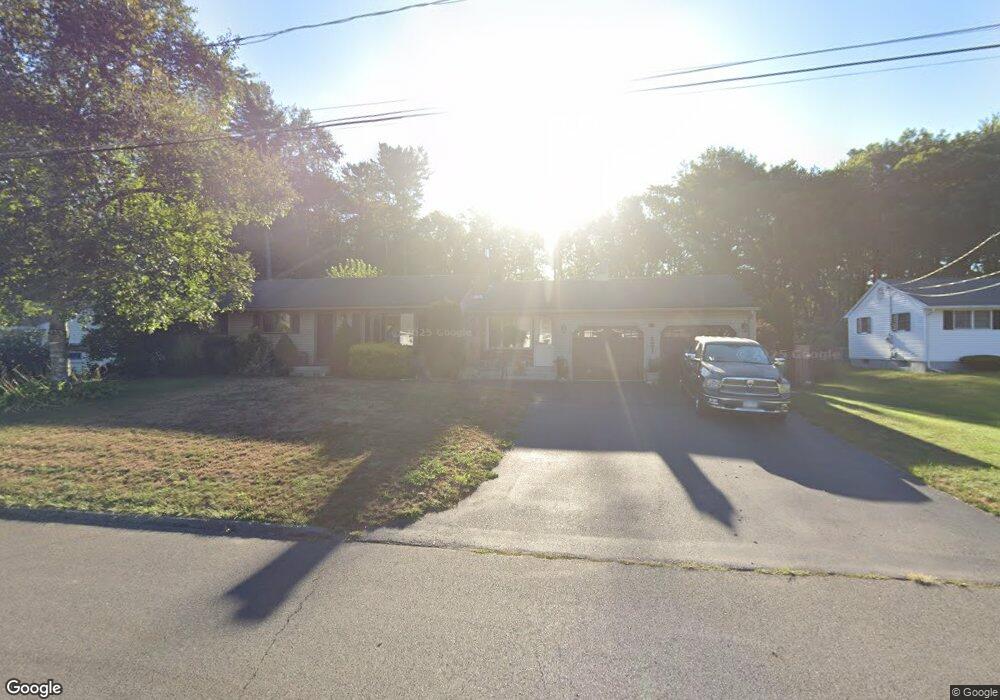 7 Lois Ln, Enfield, CT 06082 - photo 1