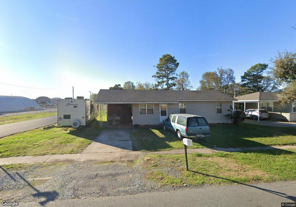 201 W 19th St, Stuttgart, AR 72160 - photo 1