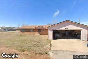 504 Osage Ave, Geronimo, OK 73543