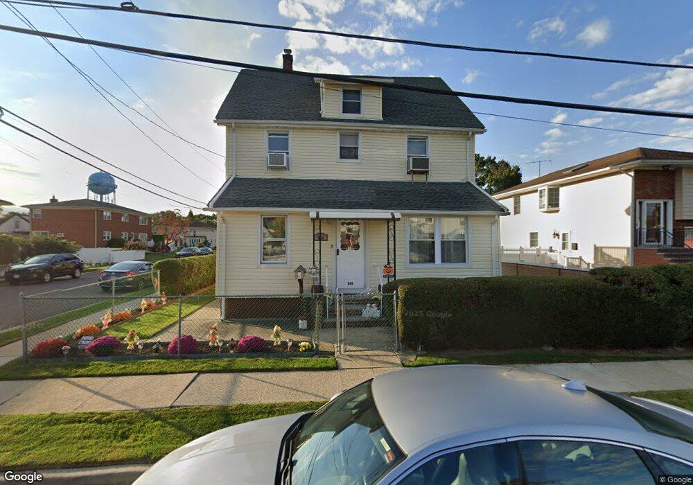 943 Stewart Place, Franklin Square, NY 11010 - photo 1