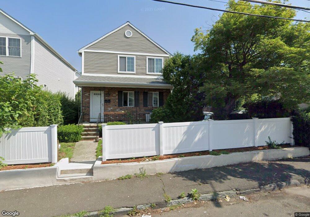 212 Wardwell St unit E, Stamford, CT 06902 - photo 1