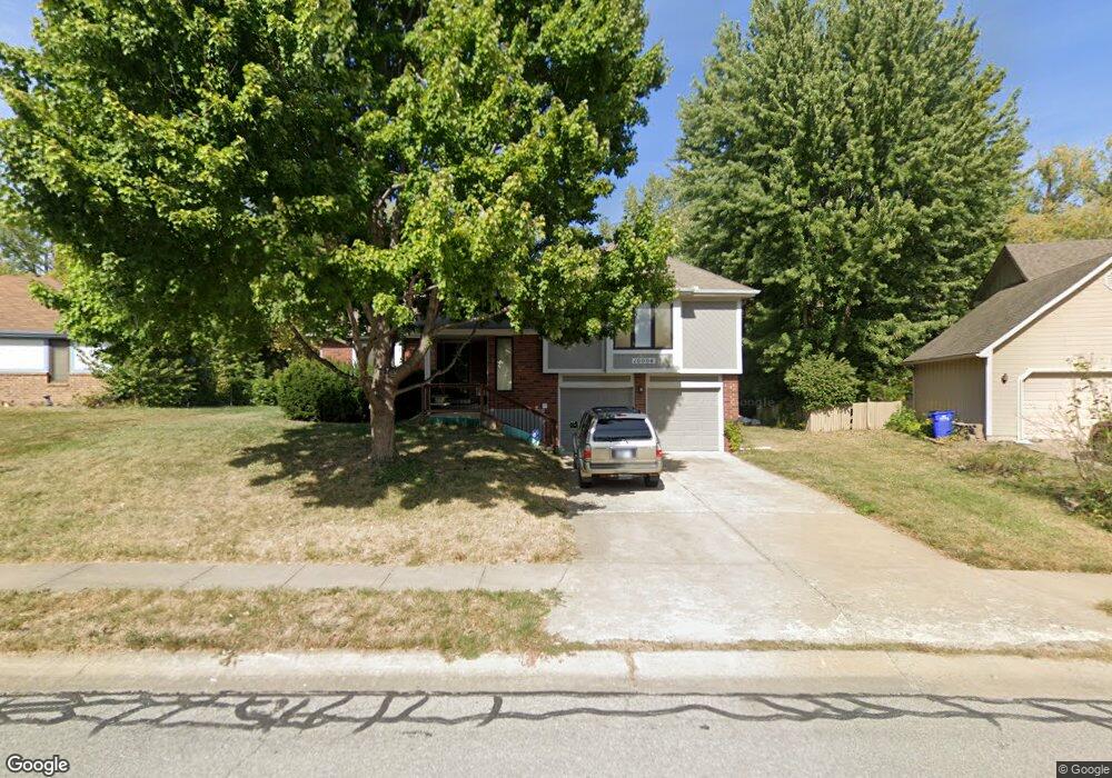 10004 W 48th St, Shawnee, KS 66203 - photo 1