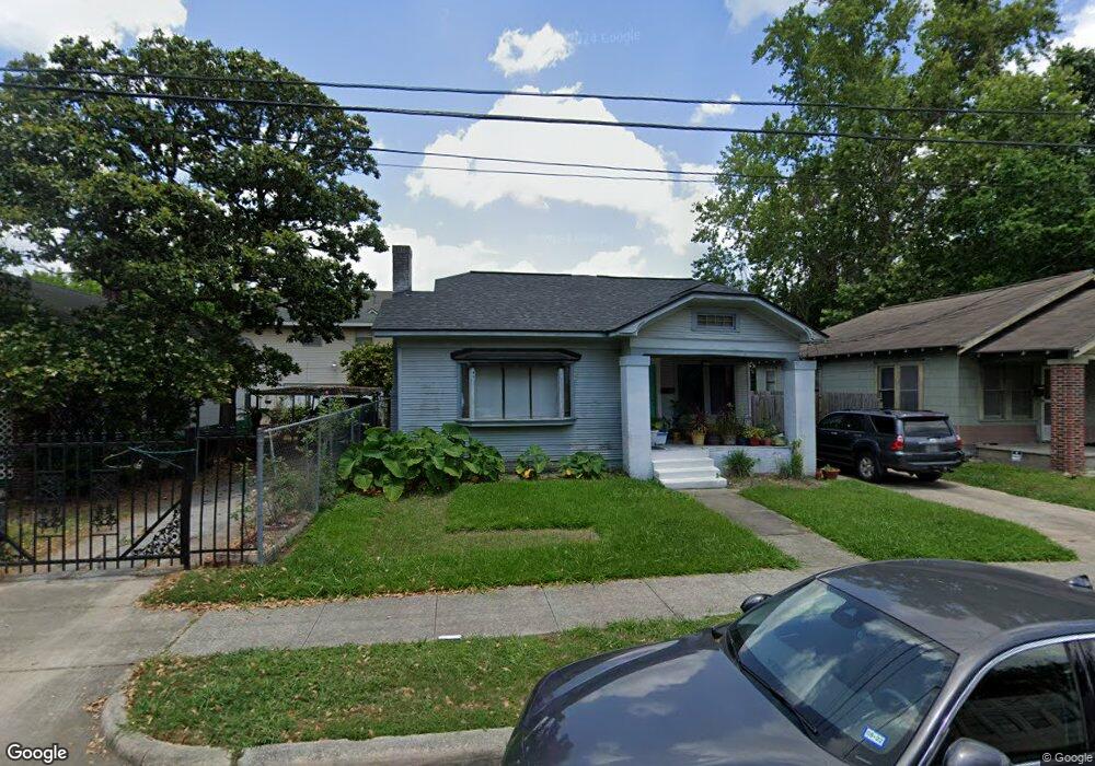 1734 Maryland St, Houston, TX 77006 - photo 1