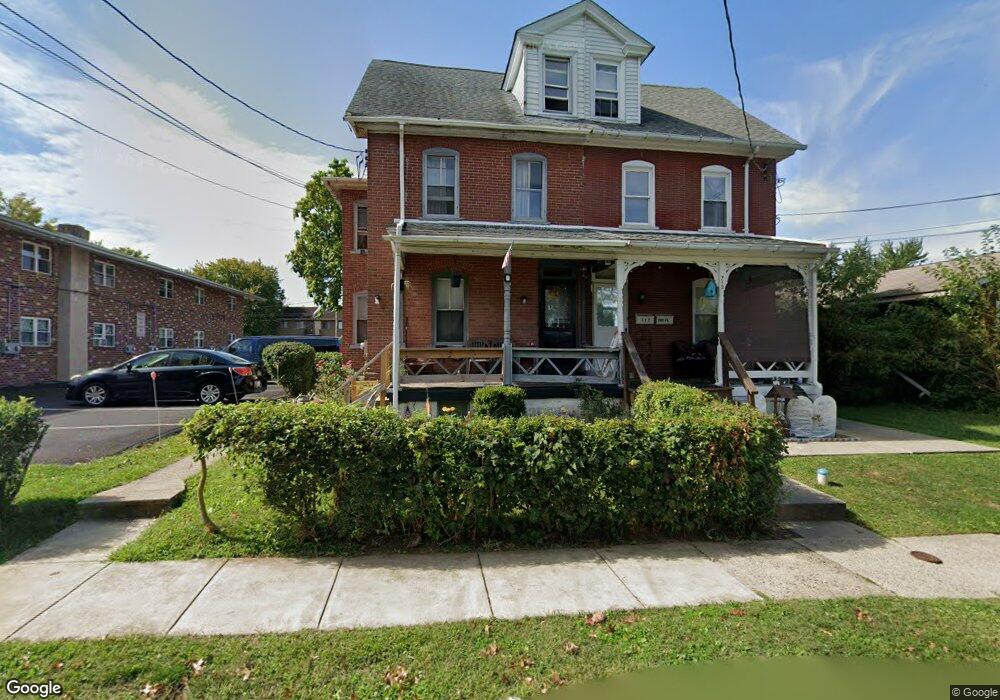 710 W 4th St, Lansdale, PA 19446 - photo 1
