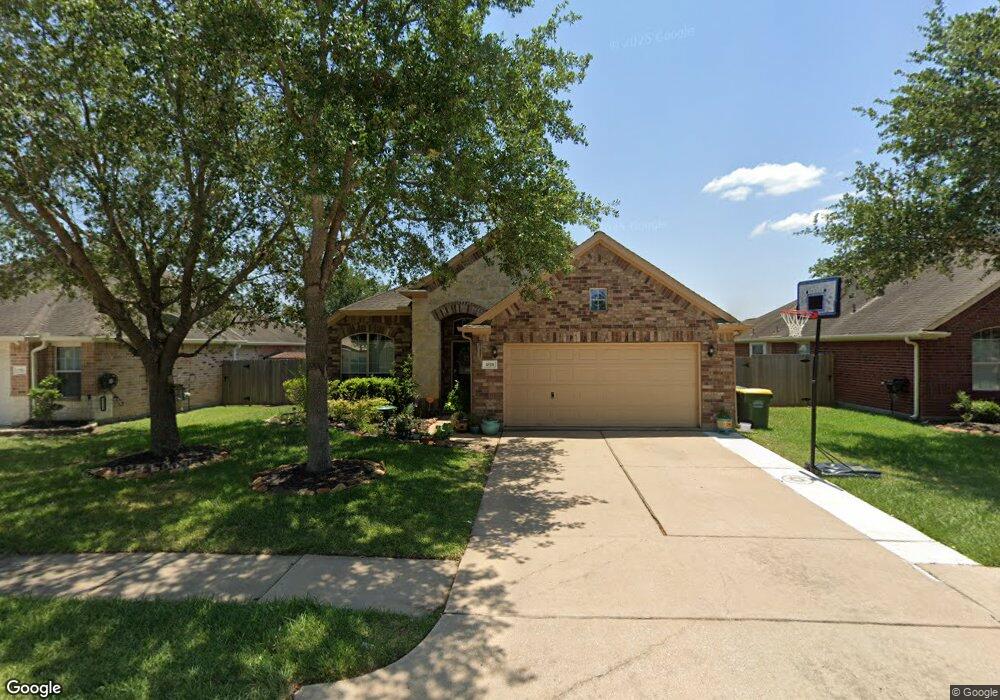 4510 Cedar Hill Dr, Pearland, TX 77584 - photo 1