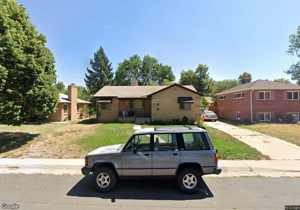 1060 Kramer Ct, Aurora, CO 80010 - photo 1