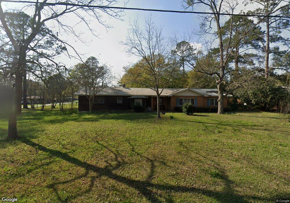 205 Coffee Rd, Douglas, GA 31535 - photo 1