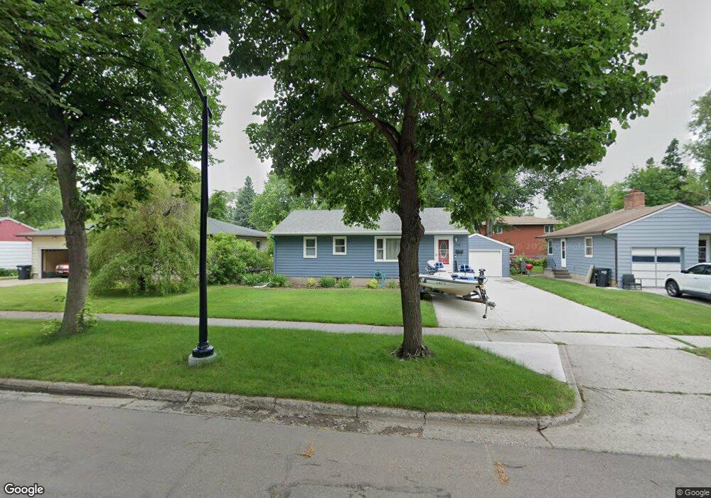 205 24th Ave N, Fargo, ND 58102 - photo 1
