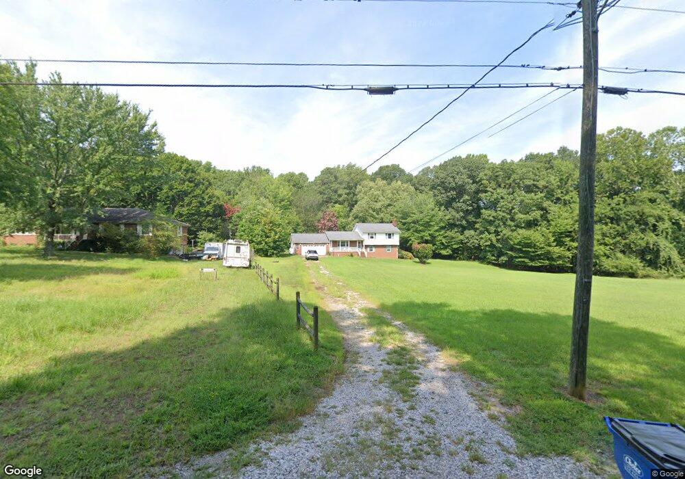 2718 Farmington Dr, Hopewell, VA 23860 - photo 1