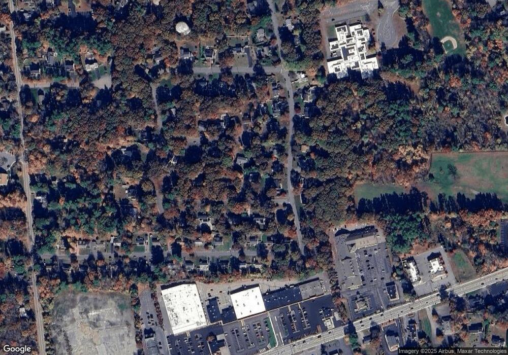 2 Florence Cir, Medway, MA 02053 - photo 1