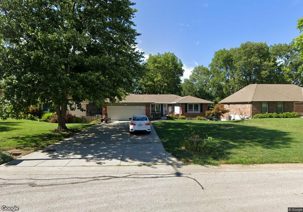 10816 W 54th St, Shawnee, KS 66203 - photo 1