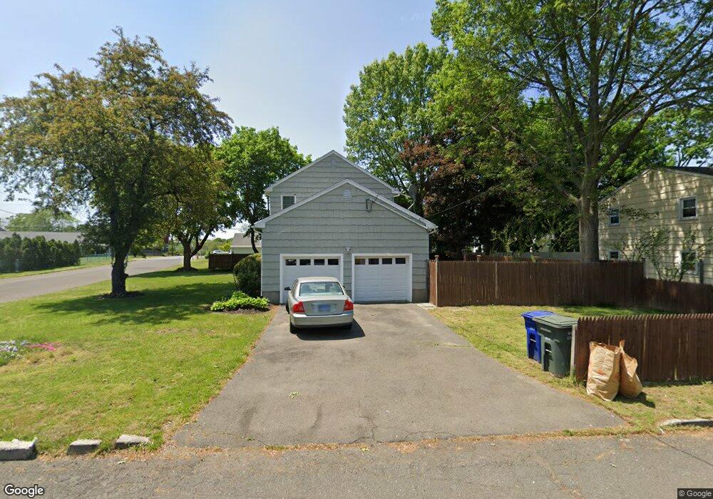 5 Saint Nicholas Dr, Bridgeport, CT 06604 - photo 1