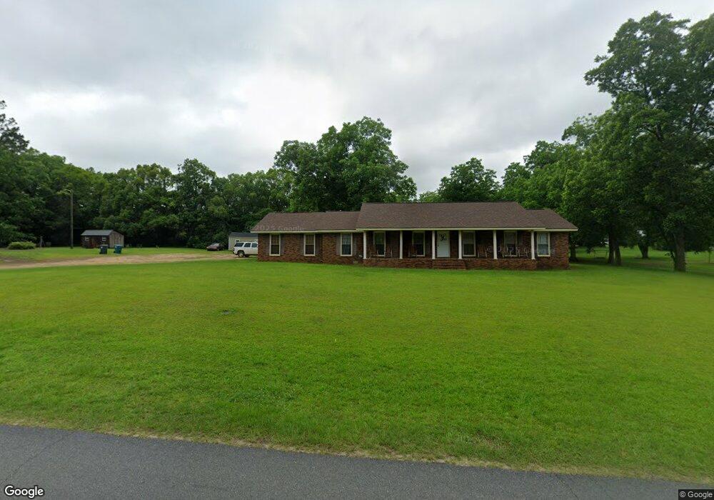 439 N Broad St, Doerun, GA 31744 - photo 1