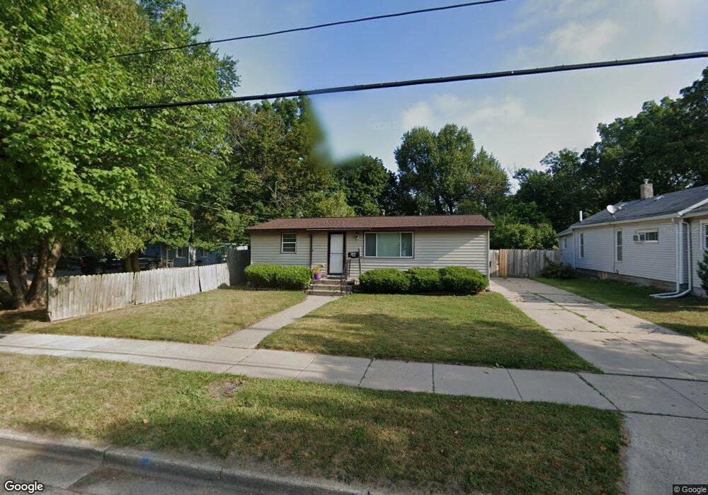 1124 W Maple St, Lansing, MI 48915 - photo 1