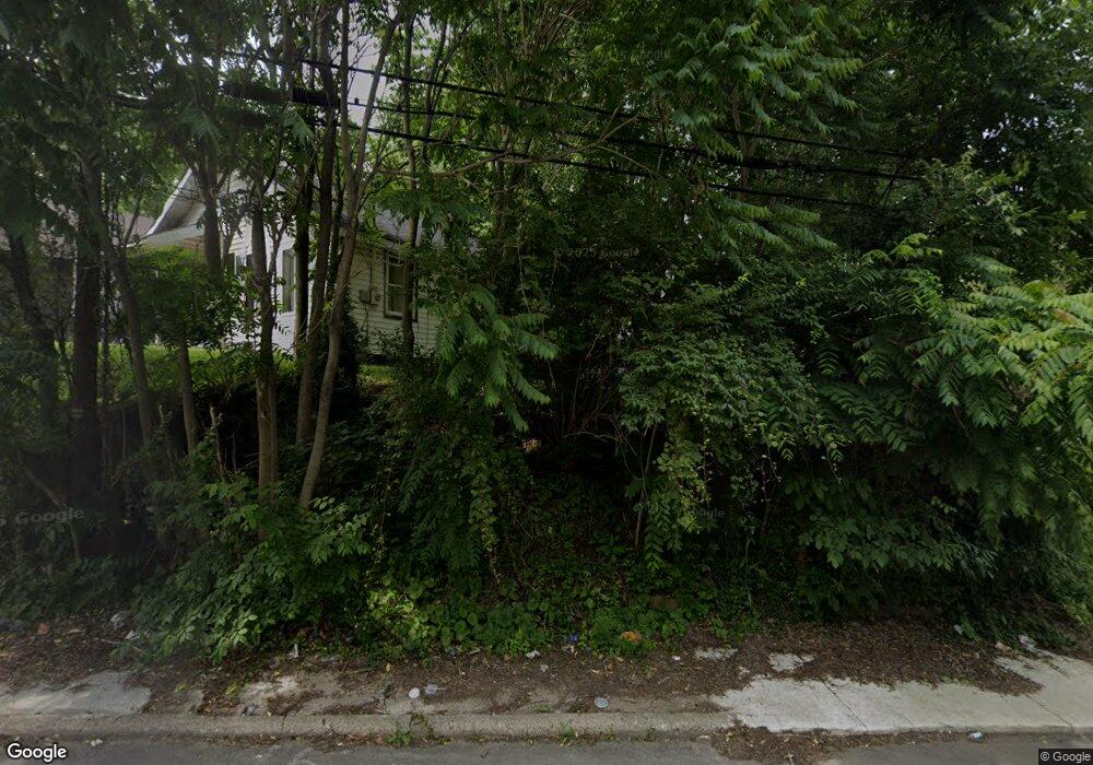 1230 1/2 E 18th St, Anderson, IN 46016 - photo 1