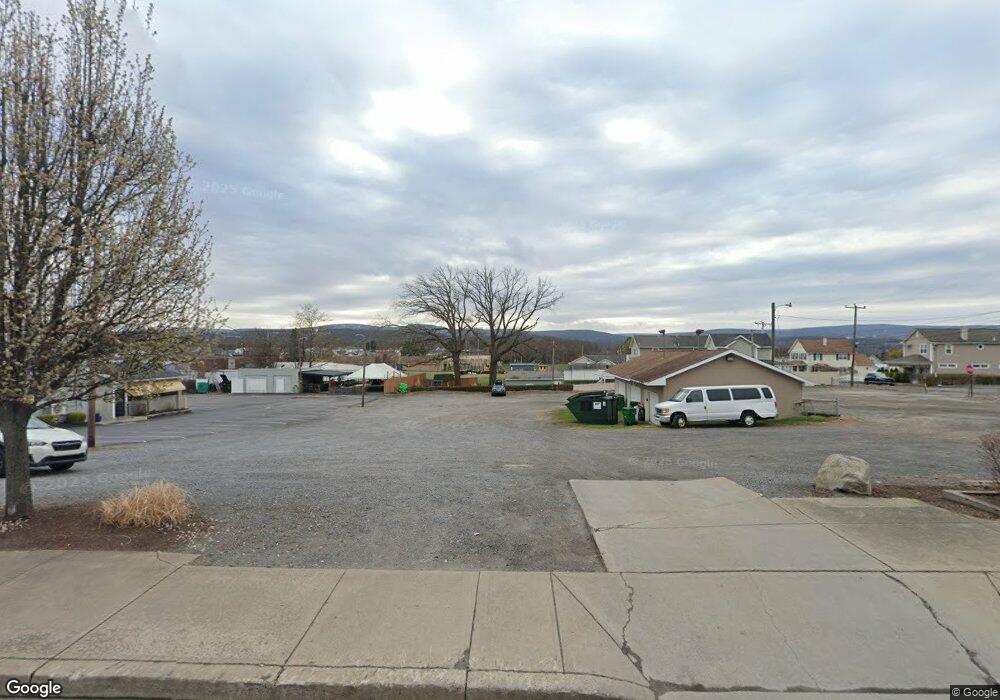 438 S Main St, Old Forge, PA 18518 - photo 1