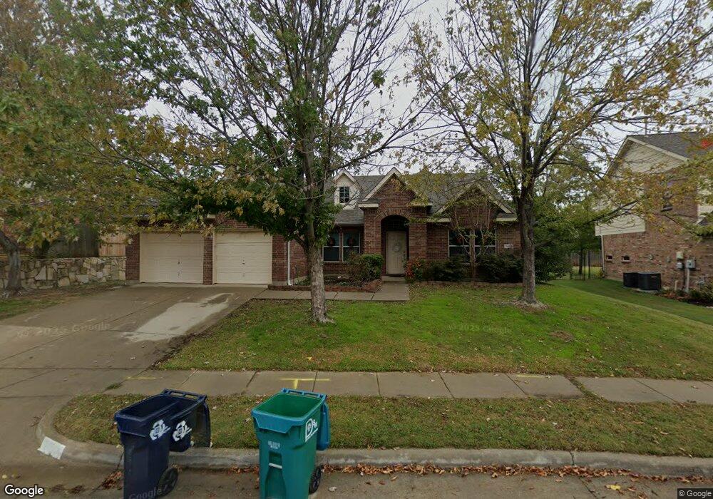 2409 Clubhouse Dr, Denton, TX 76210 - photo 1