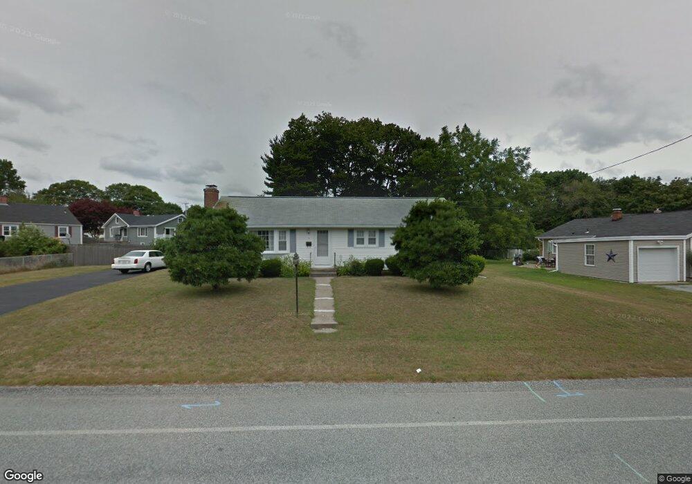 74 Wells St, Westerly, RI 02891 - photo 1