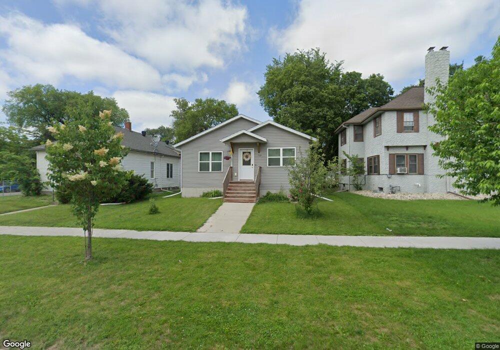 719 8th Ave N, Fargo, ND 58102 - photo 1