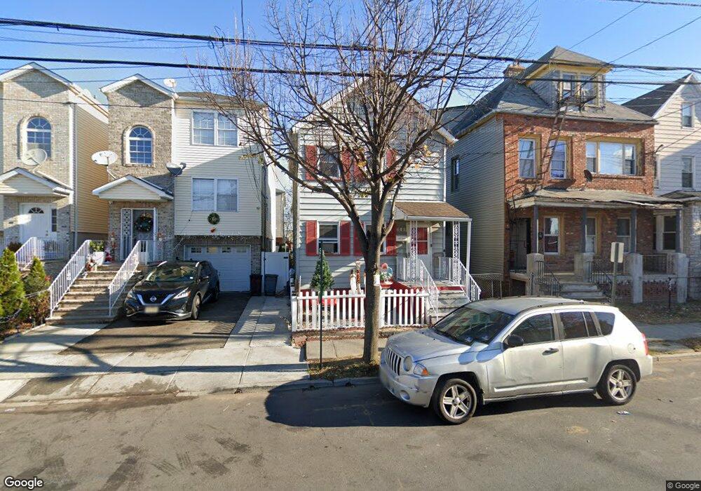 647 S Park St, Elizabethport, NJ 07206 - photo 1
