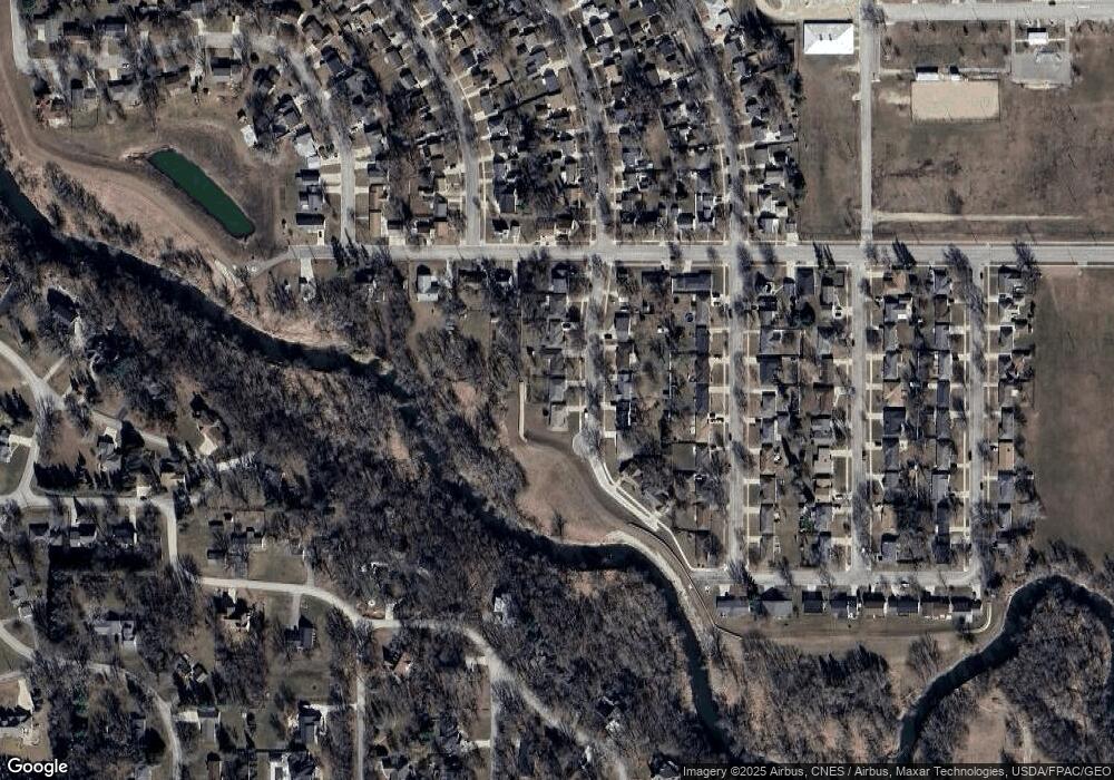 908 18th St SW, Austin, MN 55912 - photo 1