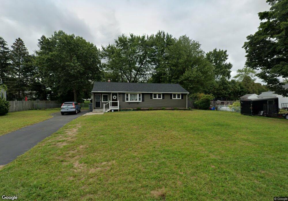 4 Play Rd, Enfield, CT 06082 - photo 1