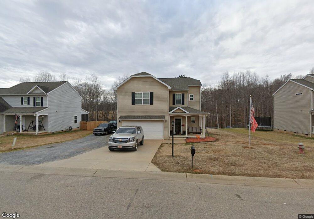 380 Lone Tree Ln, Clover, SC 29710 - photo 1