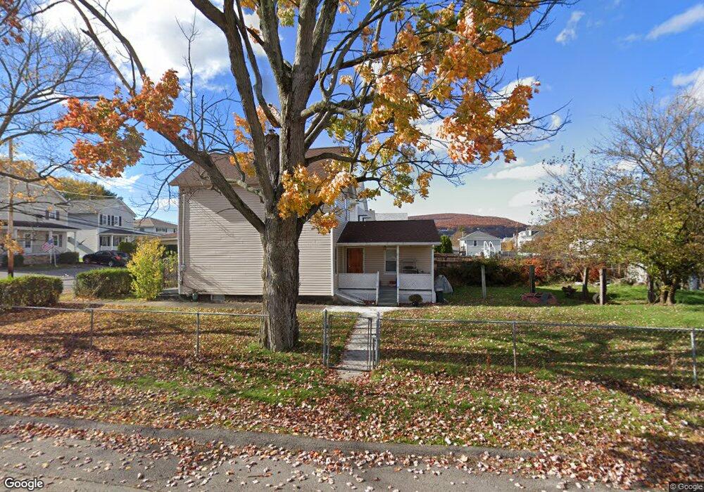 668 E Scott St, Olyphant, PA 18447 - photo 1