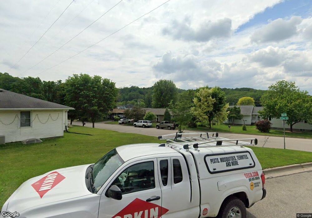 422 22nd St, Red Wing, MN 55066 - photo 1