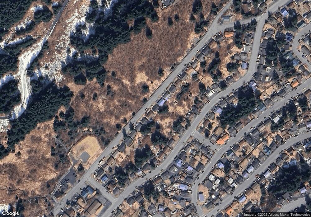 618 Hillside Dr, Kodiak, AK 99615 - photo 1