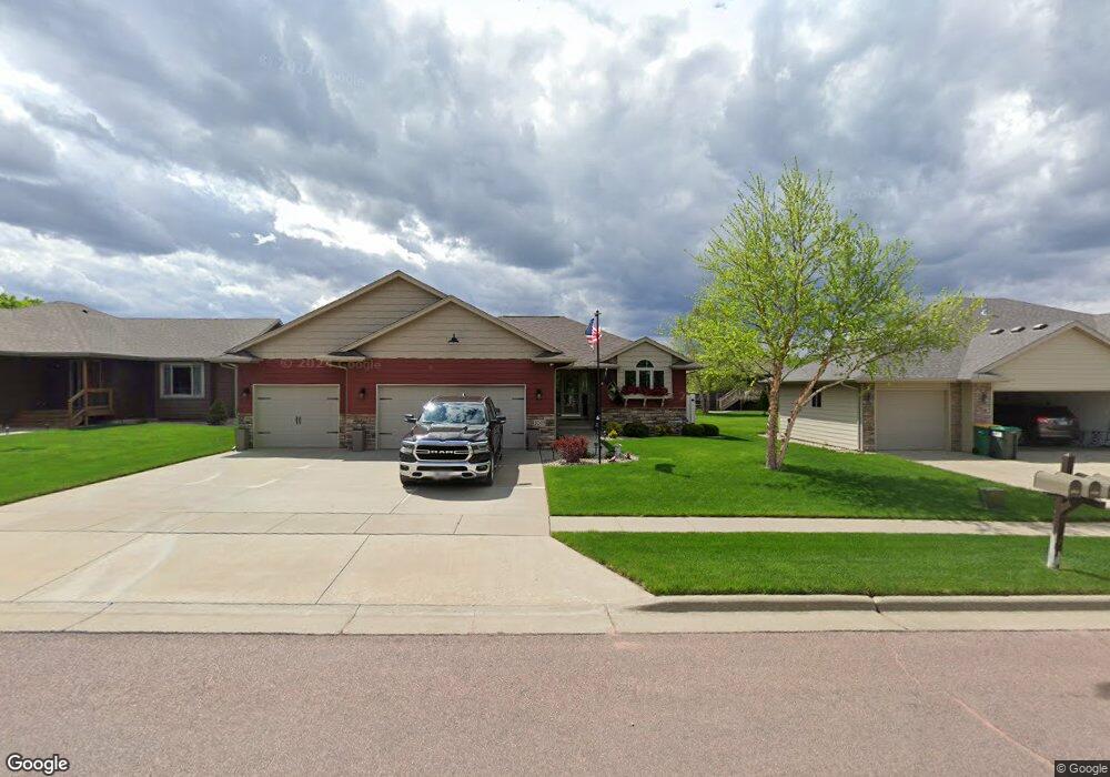 5205 S Chinook Ave, Sioux Falls, SD 57108 - photo 1