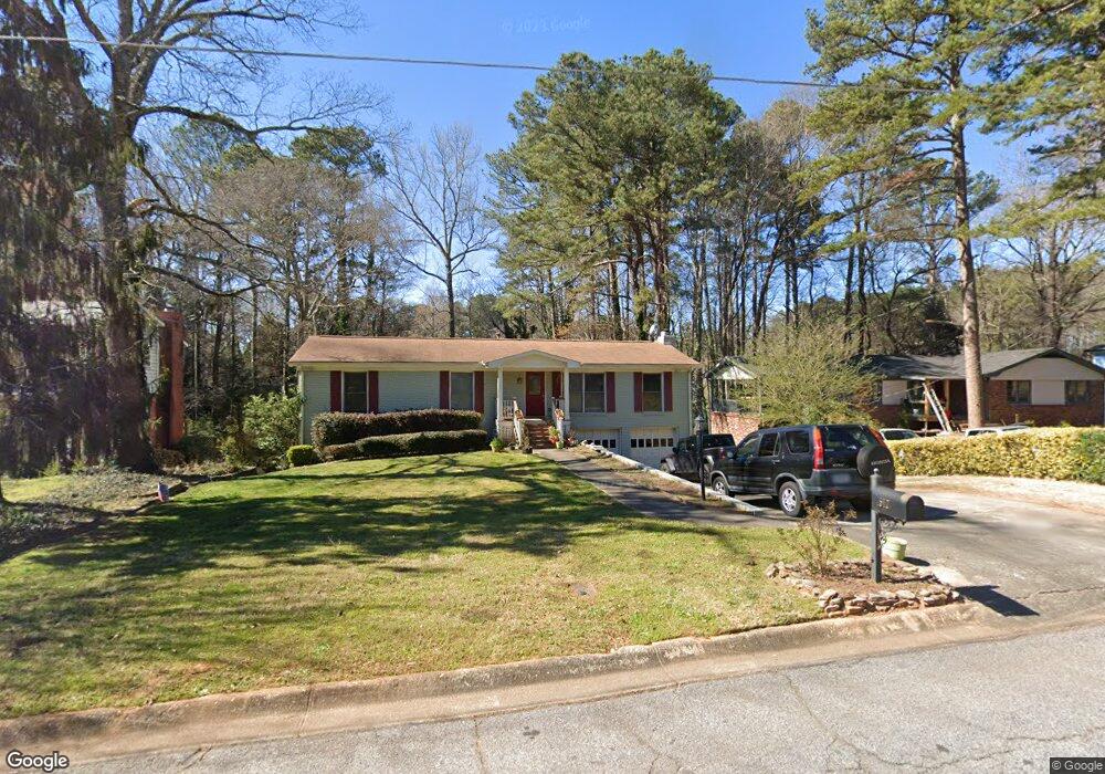1572 Darwen Ln, Tucker, GA 30084 - photo 1