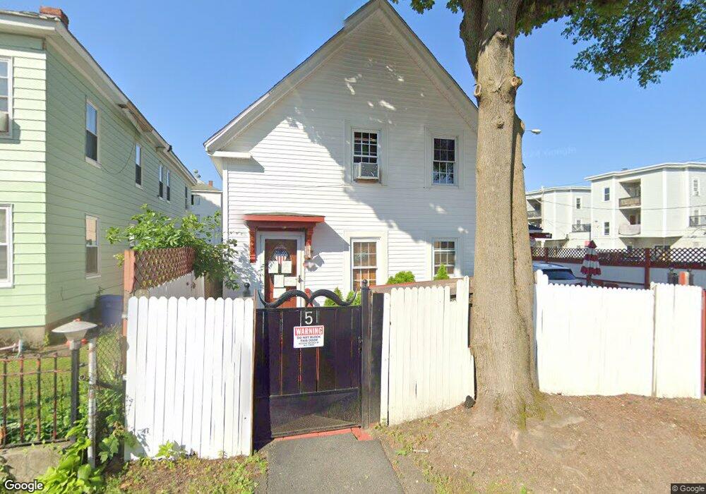 5 1/2 Pembroke St, Worcester, MA 01610 - photo 1