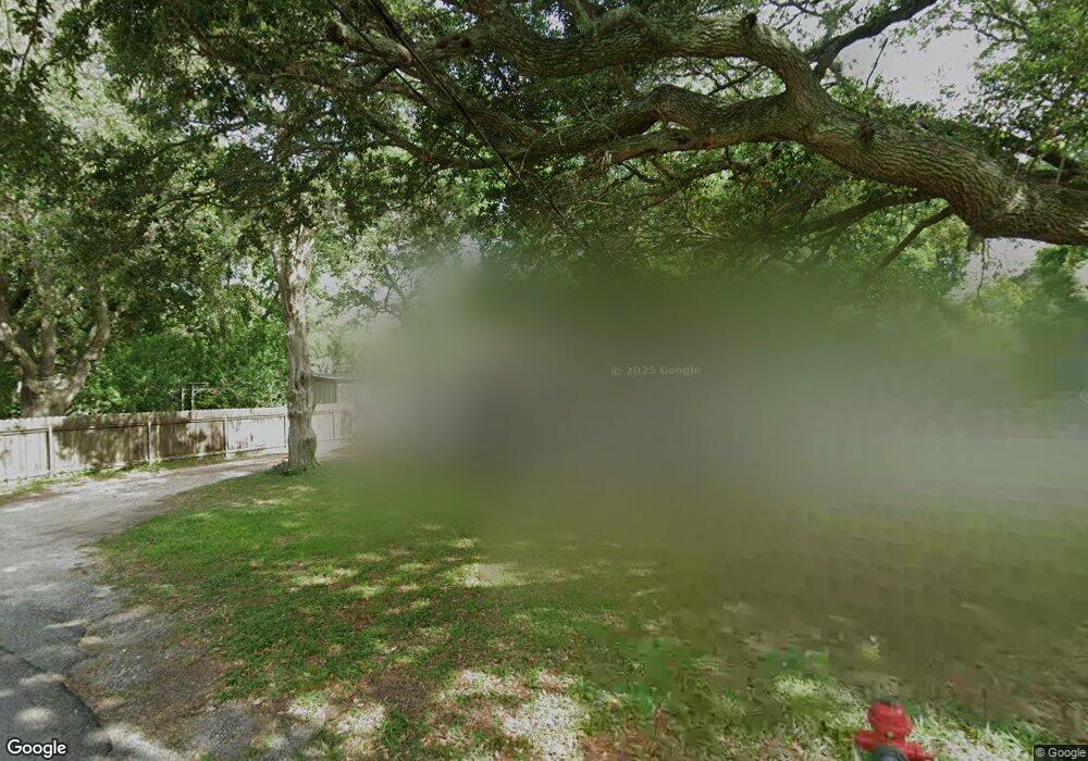 1320 Betsy Ross St, Alvin, TX 77511 - photo 1