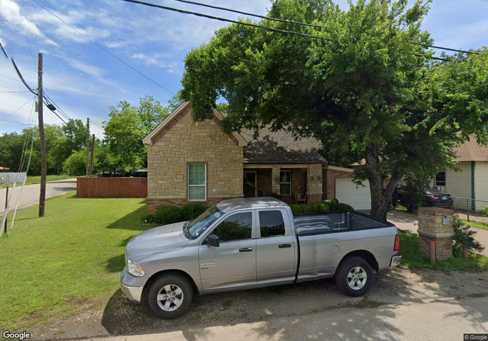 1426 N Brazos Ave, Cleburne, TX 76031 - photo 1