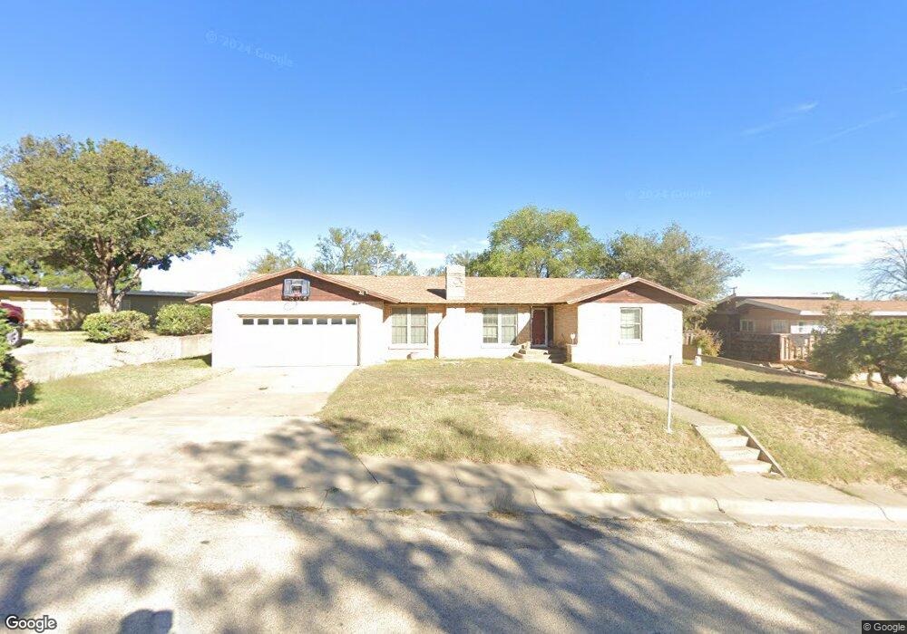 804 W 14th St, Big Spring, TX 79720 - photo 1